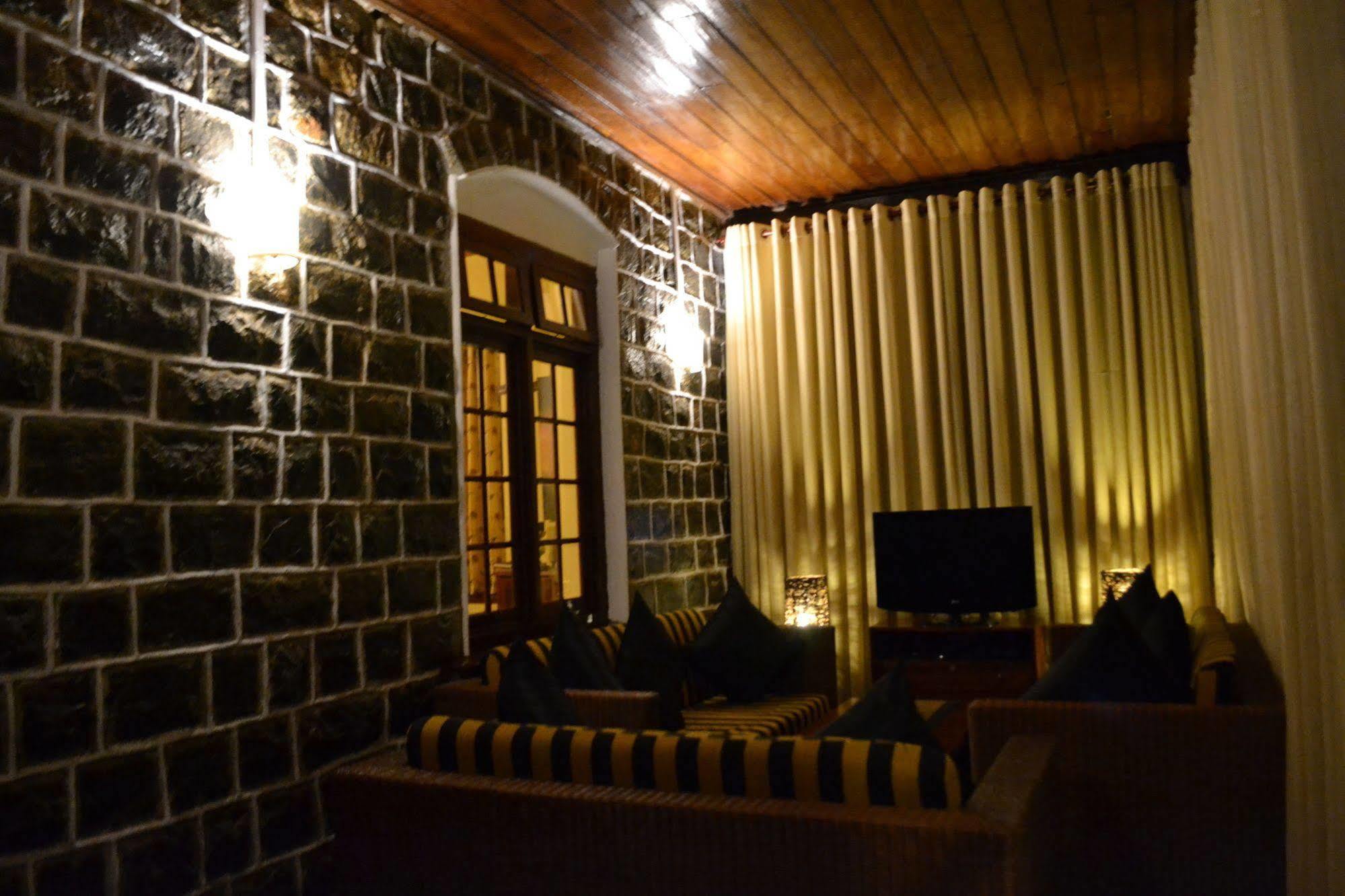 Brockenhurst Bungalow Νουβάρα Ελίγια Εξωτερικό φωτογραφία